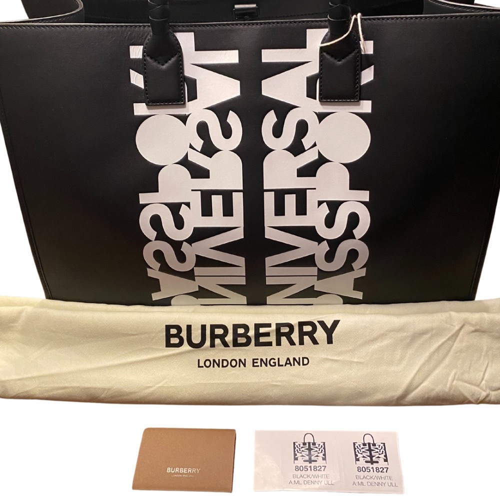 Burberry Universal Passport Tote Bag - Picture 5 of 5